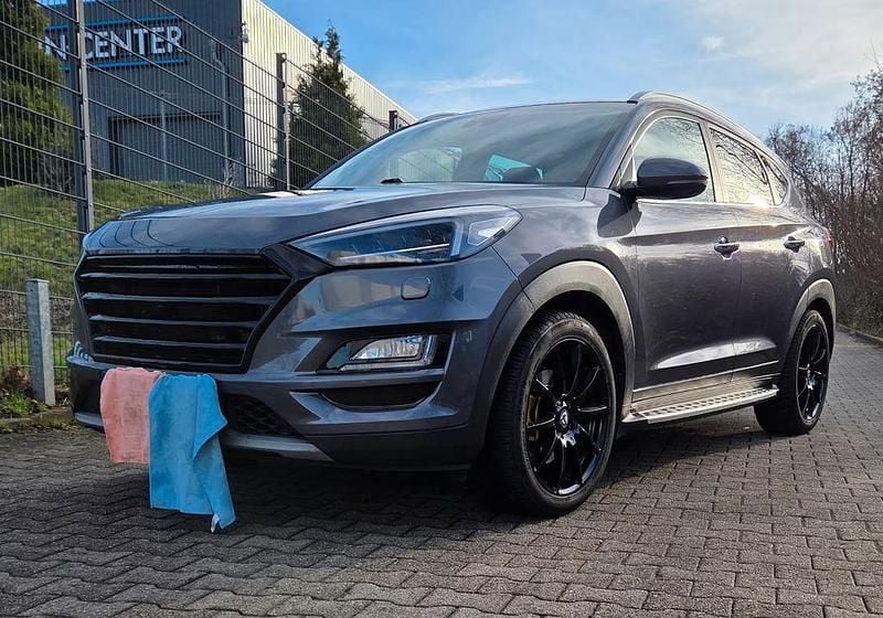 Gebraucht Hyundai Tucson Premium 177 PS (130 kW) 2019 Grau SUV