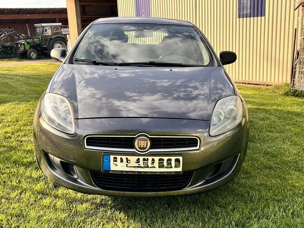 Gebraucht Fiat Bravo 88 PS (64 kW) 2010 Grau Kleinwagen