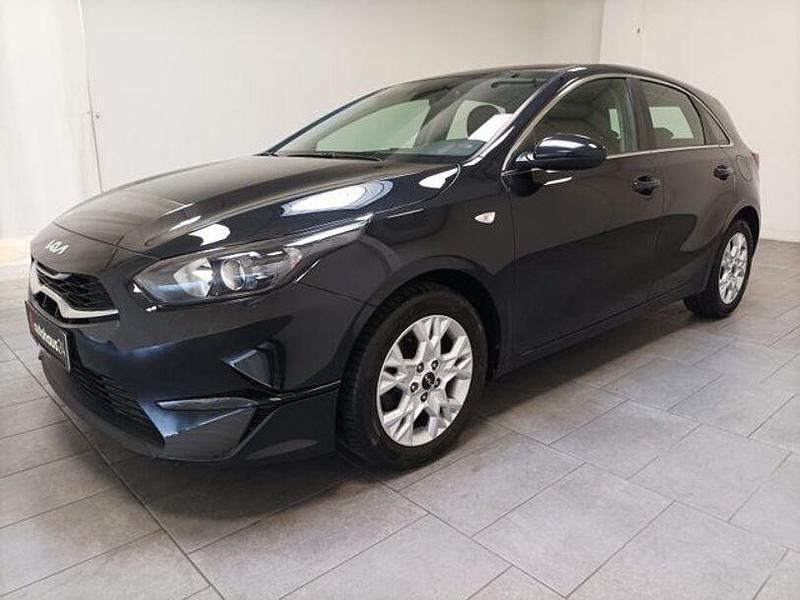 Gebraucht Kia Ceed Vision 160 PS (117 kW) 2022 Schwarz Kleinwagen