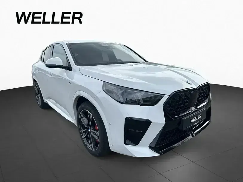 Gebraucht BMW X2 M Sport 163 PS (119 kW) 2025 Alpinweiss iii (weiß) SUV