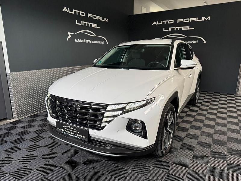 Weiß Gebraucht 2024 Hyundai Tucson Trend SUV | 30.999 € (Superpreis) - Bild 1/4