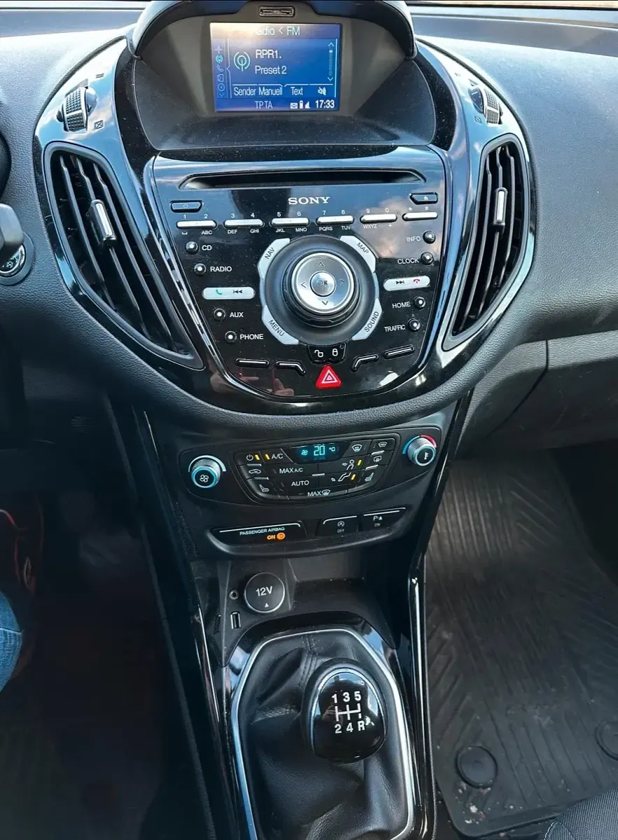 Gebraucht Ford B-MAX Titanium 125 PS (91 kW) 2016 Schwarz Van / Kleinbus