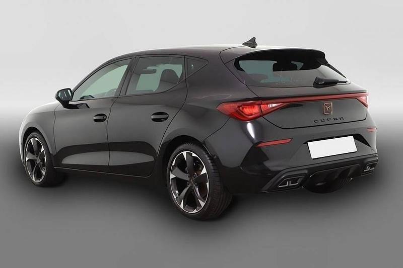 Second-hand Cupra Leon High 150 CP (110 kW) 2023 Negru Berlinǎ