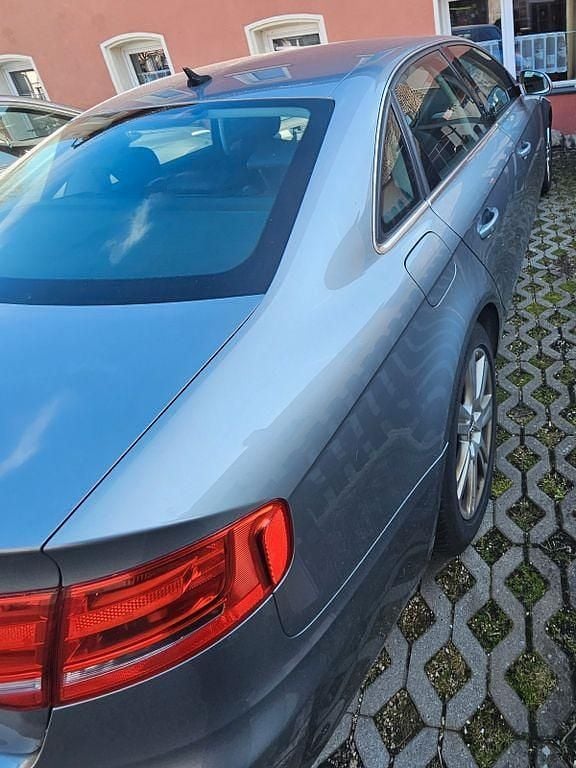 Gebraucht Audi A4 Ambiente 265 PS (194 kW) 2008 Andere farben Limousine