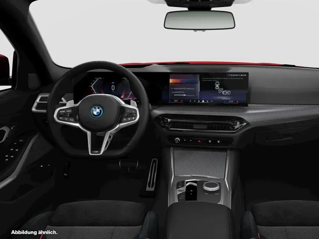 Gebraucht BMW 330e Comfort Edition 292 PS (214 kW) 2025 Kombi