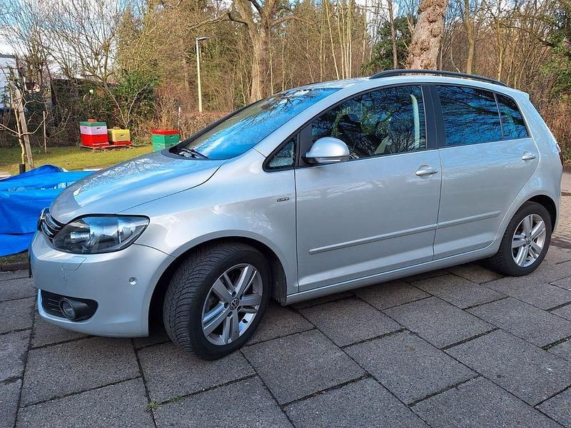 Gebraucht VW Golf Plus Cross Life 122 PS (89 kW) 2013 Silber Van / Kleinbus