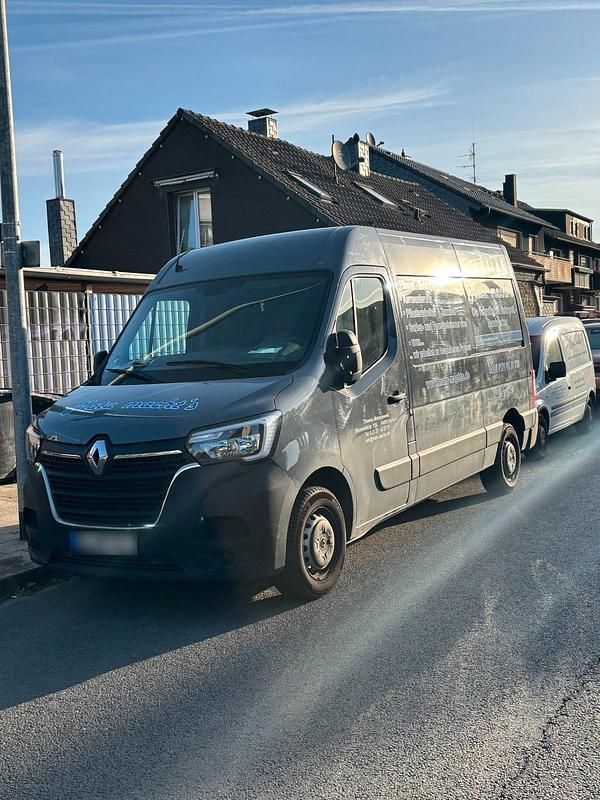 Second-hand Renault Master 136 CP (100 kW) 2021 Gri Monovolum