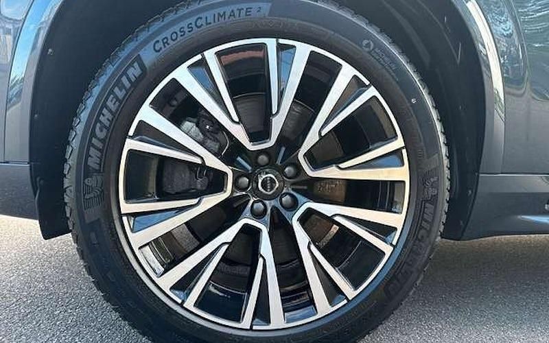 Usado Volvo XC90 Plus 455 HP (334 kW) 2024 Azul SUV