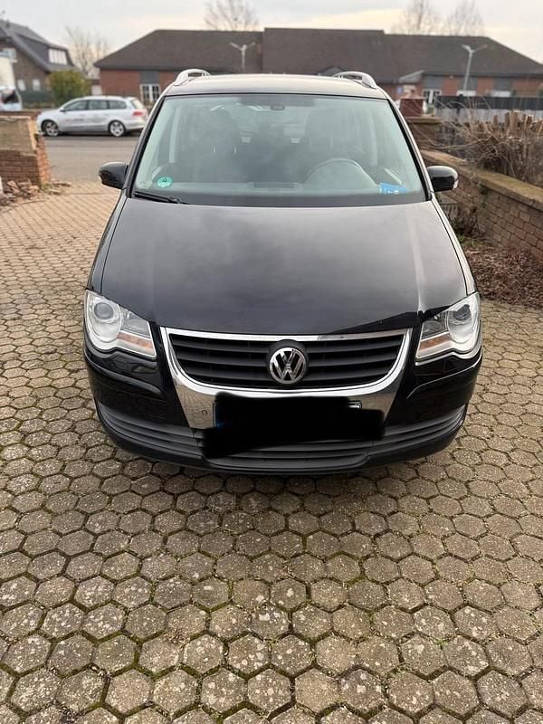Schwarz Gebraucht 2009 VW Touran United Van / Kleinbus | 3.500 € (Guter Preis) - Bild 1/4