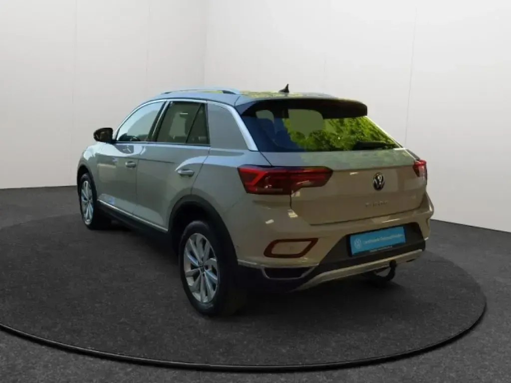 Gebraucht VW T-Roc Style 150 PS (110 kW) 2023 Grau SUV