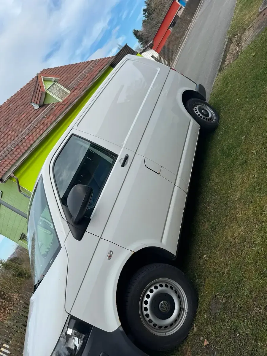 Gebraucht VW T5 102 PS (75 kW) 2010 Weiß Van