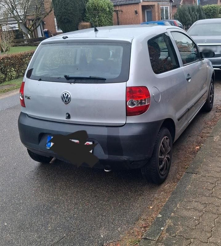 Gebraucht VW Fox 58 PS (42 kW) 2008 Grau Kleinwagen