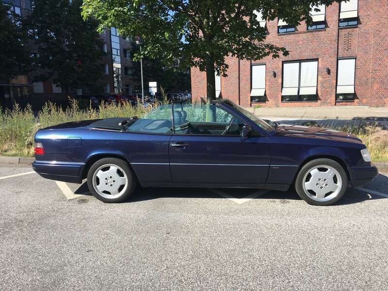 Blau Gebraucht 1997 Mercedes E200 Edition Cabrio | 28.900 € - Bild 1/4
