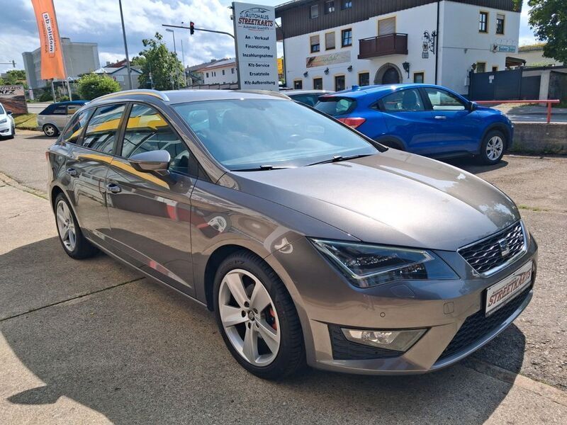 Grau Gebraucht 2015 Seat Leon ST FR Kombi | 12.490 € (Guter Preis) - Bild 1/4