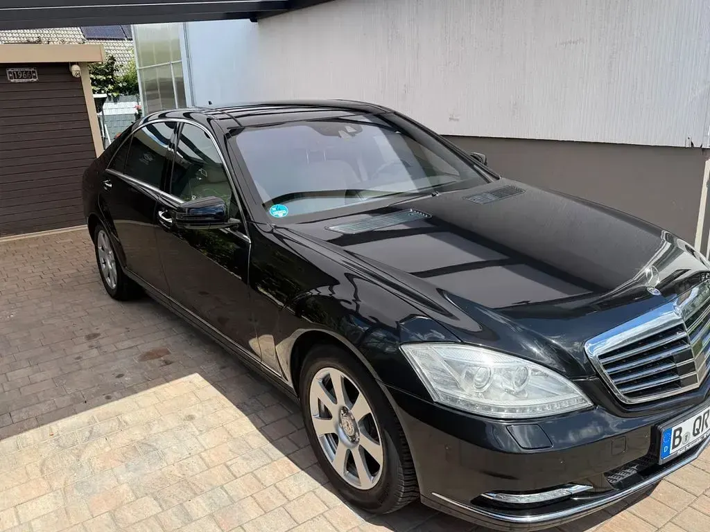 Gebraucht Mercedes S350 258 PS (189 kW) 2013 Schwarz Limousine