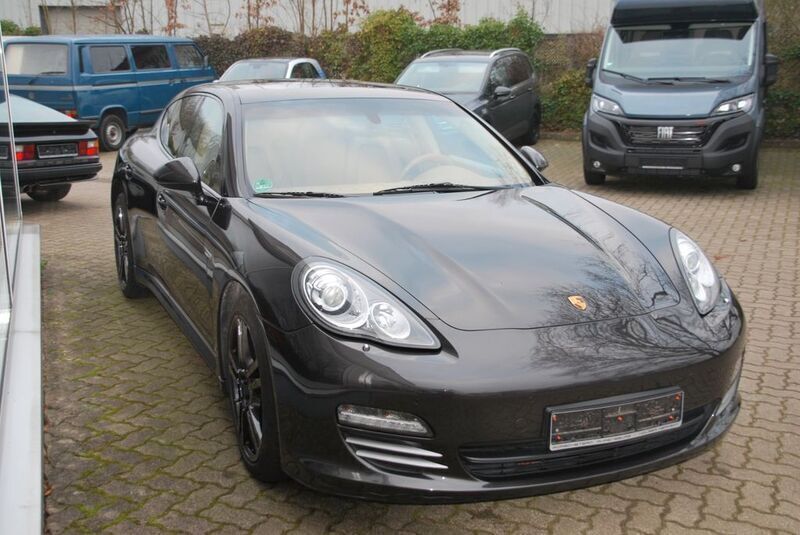 Carbongraumetallic Gebraucht 2009 Porsche Panamera 4S Limousine | 34.500 € - Bild 1/4