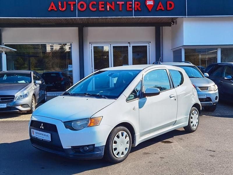 Gebraucht Mitsubishi Colt 75 PS (55 kW) 2009 Weiß Kleinwagen