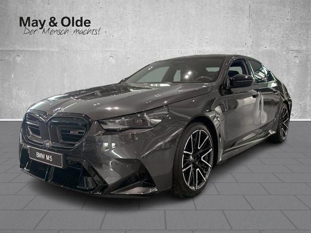 Sophistograu brillanteffekt me Gebraucht 2025 BMW M5 Sport Line Limousine | 143.990 € - Bild 1/4