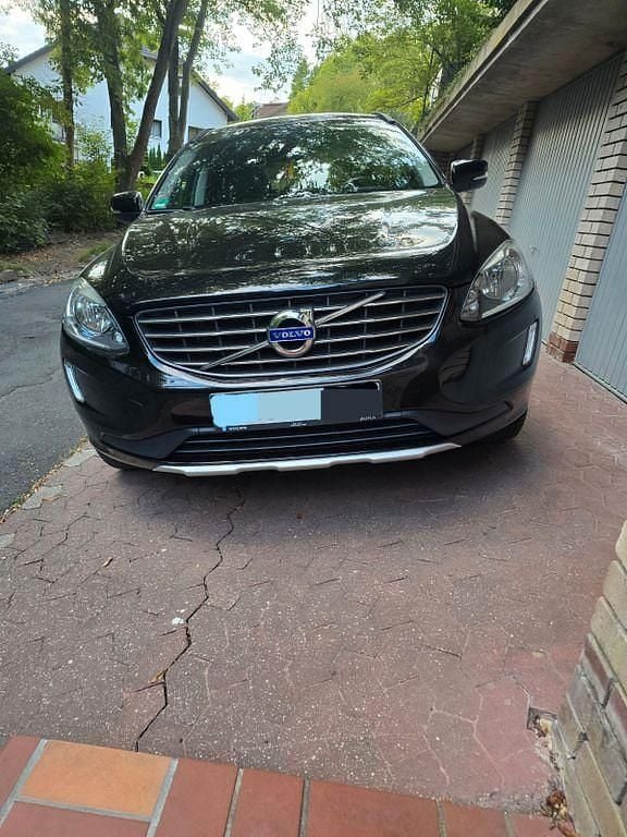 Schwarz Gebraucht 2014 Volvo XC60 Kinetic SUV | 14.000 € (Guter Preis) - Bild 1/4