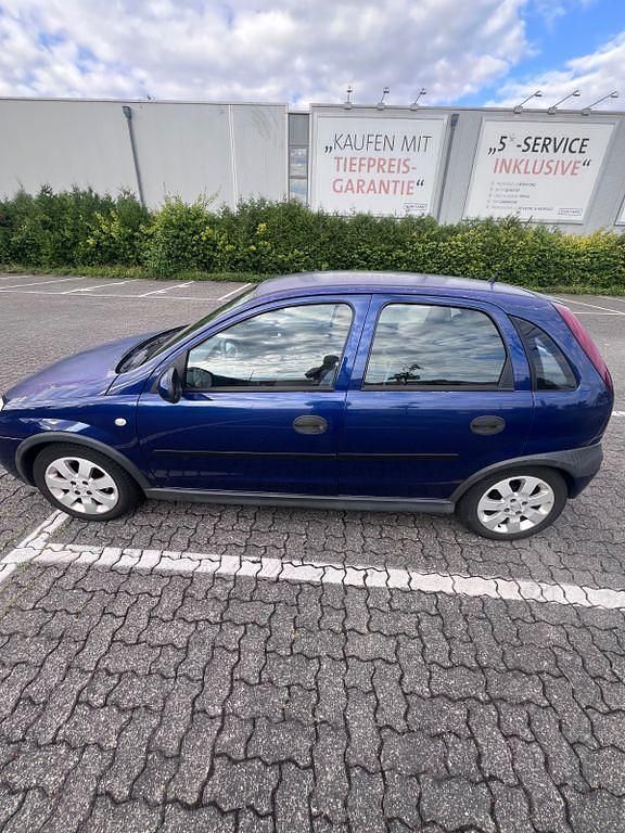 Blau Gebraucht 2003 Opel Corsa Limousine | 500 € (Fairer Preis) - Bild 1/4