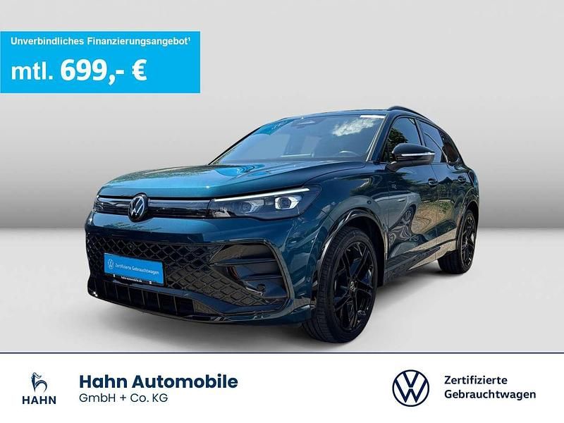 Nightshade blue metallic Gebraucht 2024 VW Tiguan R-line SUV | 42.990 € (Teuer) - Bild 1/3