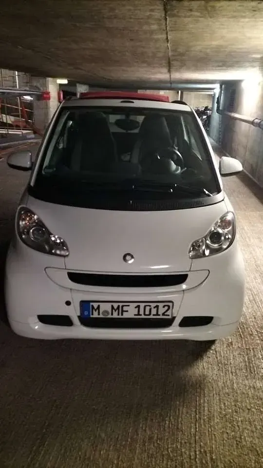 Gebraucht Smart ForTwo Cabrio 71 PS (52 kW) 2011 Weiß Cabrio