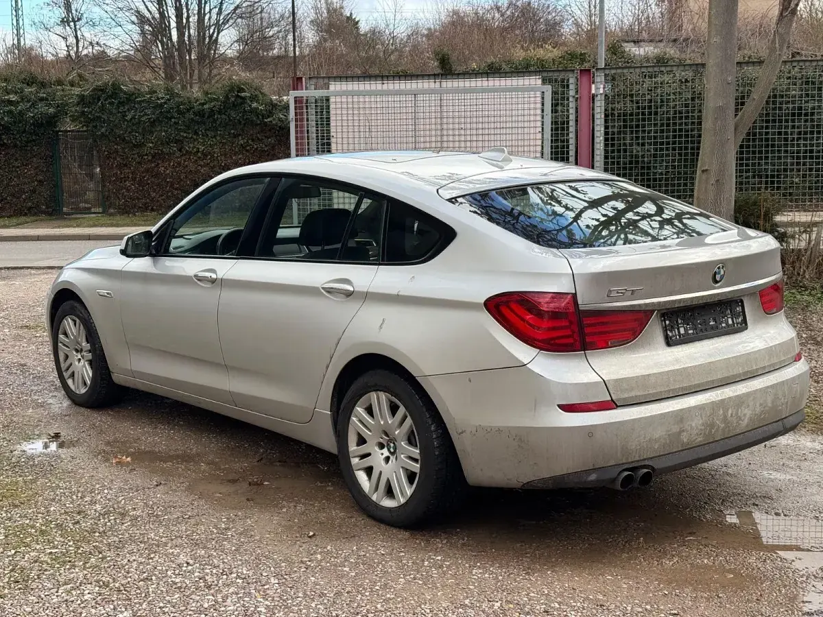 Gebraucht BMW 530 Gran Turismo Shadowline 245 PS (180 kW) 2010 Silber Coupé
