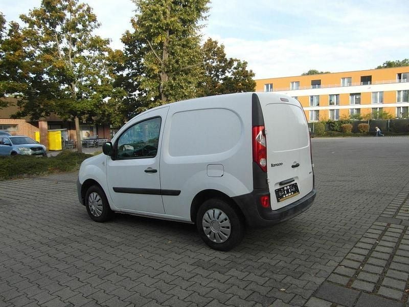 Gebraucht Renault Kangoo 87 PS (63 kW) 2010 Weiß Van / Kleinbus