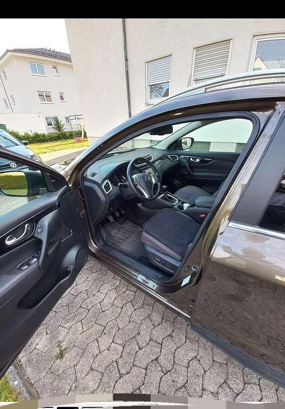 Gebraucht Nissan Qashqai Tekna 116 PS (85 kW) 2015 SUV