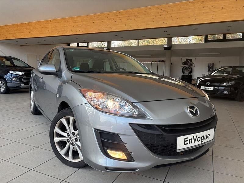 Grau Gebraucht 2010 Mazda 3 Exclusive-Line Limousine | 4.950 € (Guter Preis) - Bild 1/4