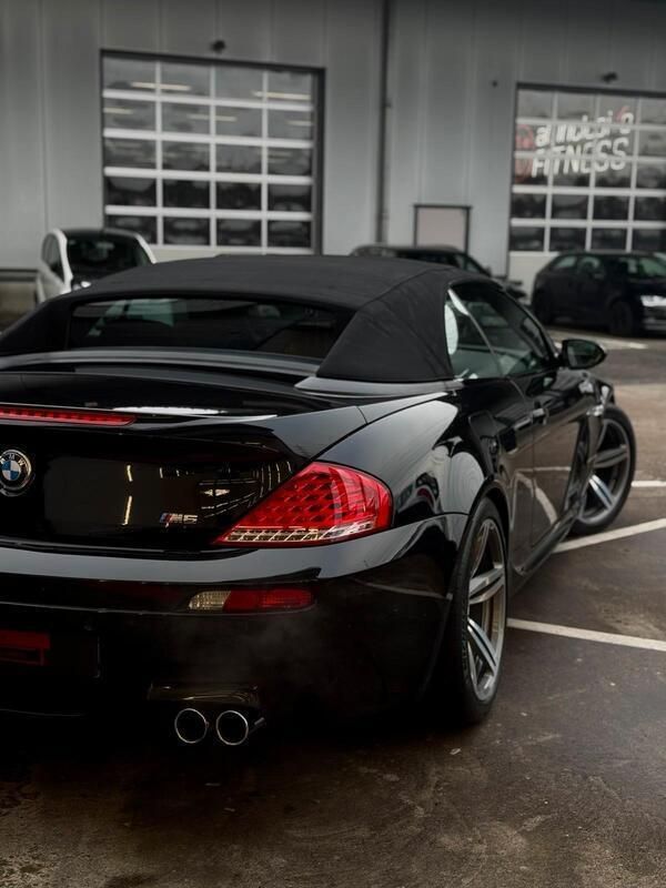 Schwarz Gebraucht 2008 BMW M6 Cabriolet Cabrio | 52.950 € (Fairer Preis) - Bild 1/4
