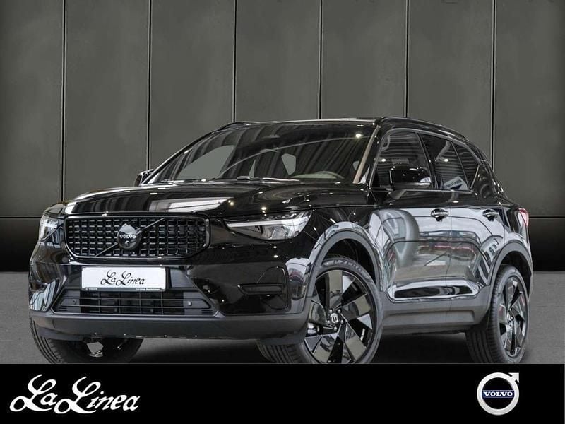 Gebraucht Volvo XC40 Plus 163 PS (119 kW) 2026 Schwarz SUV