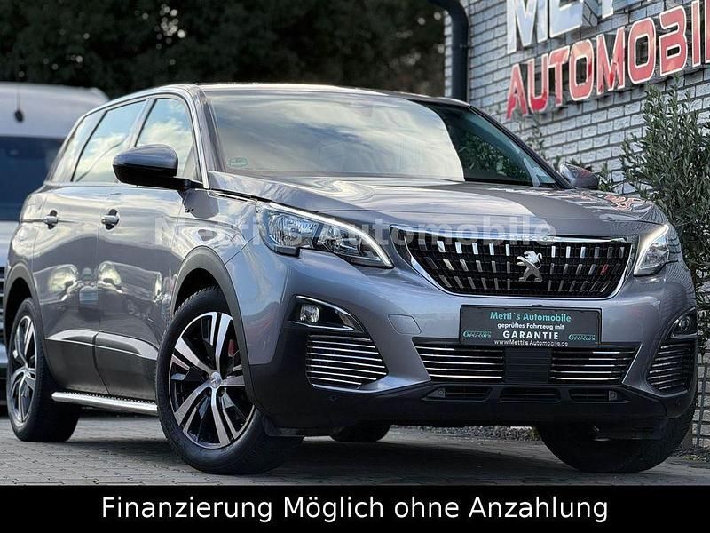 Gebraucht Peugeot 5008 Business-Line 131 PS (96 kW) 2020 Gris artense SUV