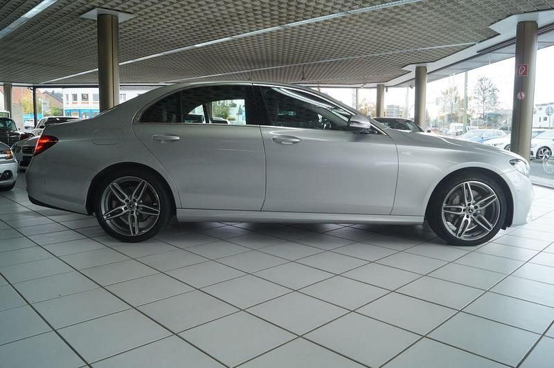 Gebraucht Mercedes E400 AMG 340 PS (250 kW) 2018 Iridiumsilber  metalliclack Limousine