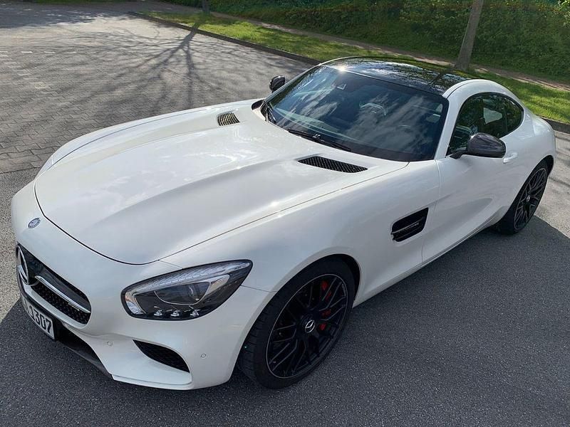 Weiß Gebraucht 2015 Mercedes AMG GT S AMG Coupé | 79.500 € (Fairer Preis) - Bild 1/4
