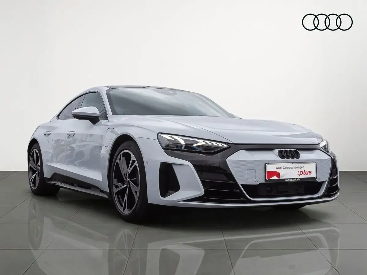 Gebraucht Audi e-tron GT quattro Ambiente 350 kW (476 PS) 2023 Grau Limousine