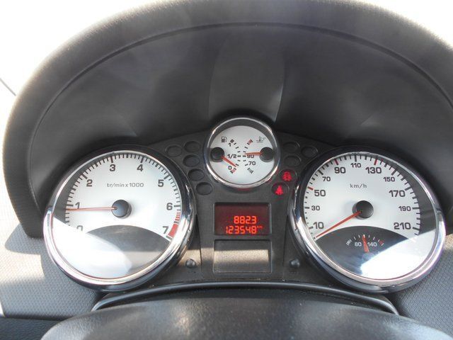 Gebraucht Peugeot 207 Sport 120 PS (88 kW) 2007 Rot Limousine