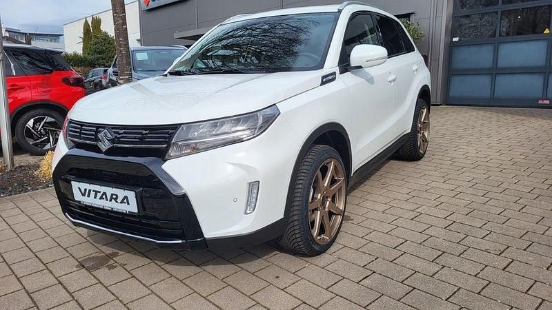 Neu Suzuki Vitara Comfort+ 110 PS (80 kW) 2026 Weiß SUV