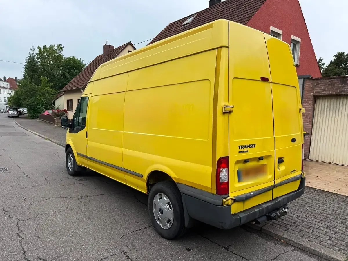Gebraucht Ford Transit 140 PS (102 kW) 2012 Gelb Limousine