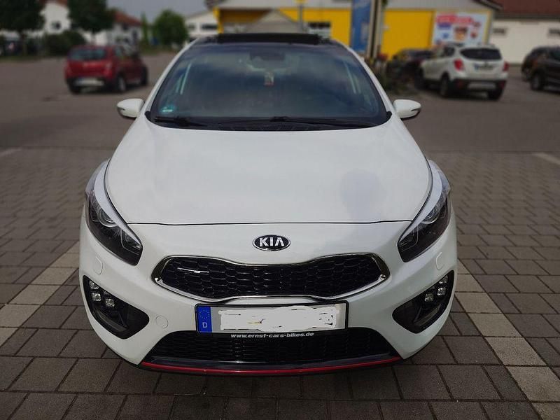 Gebraucht Kia Ceed GT-Track 204 PS (150 kW) 2018 Weiß Kleinwagen
