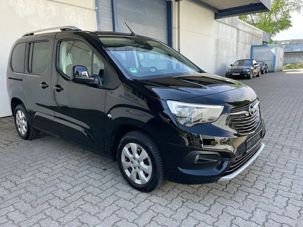 Gebraucht Opel Combo Life Innovation 102 PS (75 kW) 2020 Schwarz Van / Kleinbus