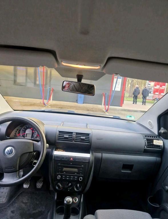 Gebraucht VW Fox 55 PS (40 kW) 2007 Schwarz Kleinwagen