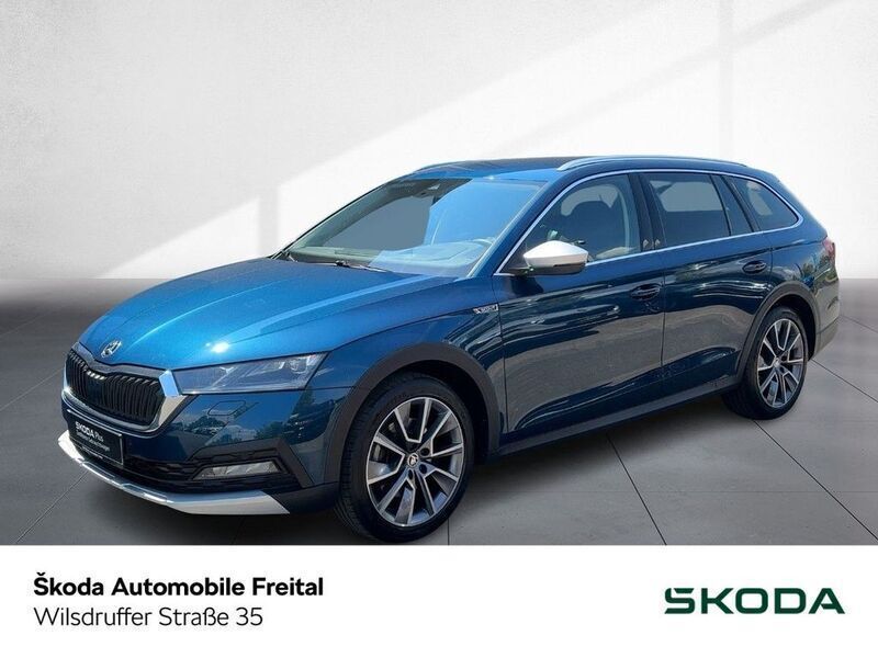 0f lavablau metallic met. Gebraucht 2022 Skoda Octavia Kombi | 30.890 € (Teuer) - Bild 1/4