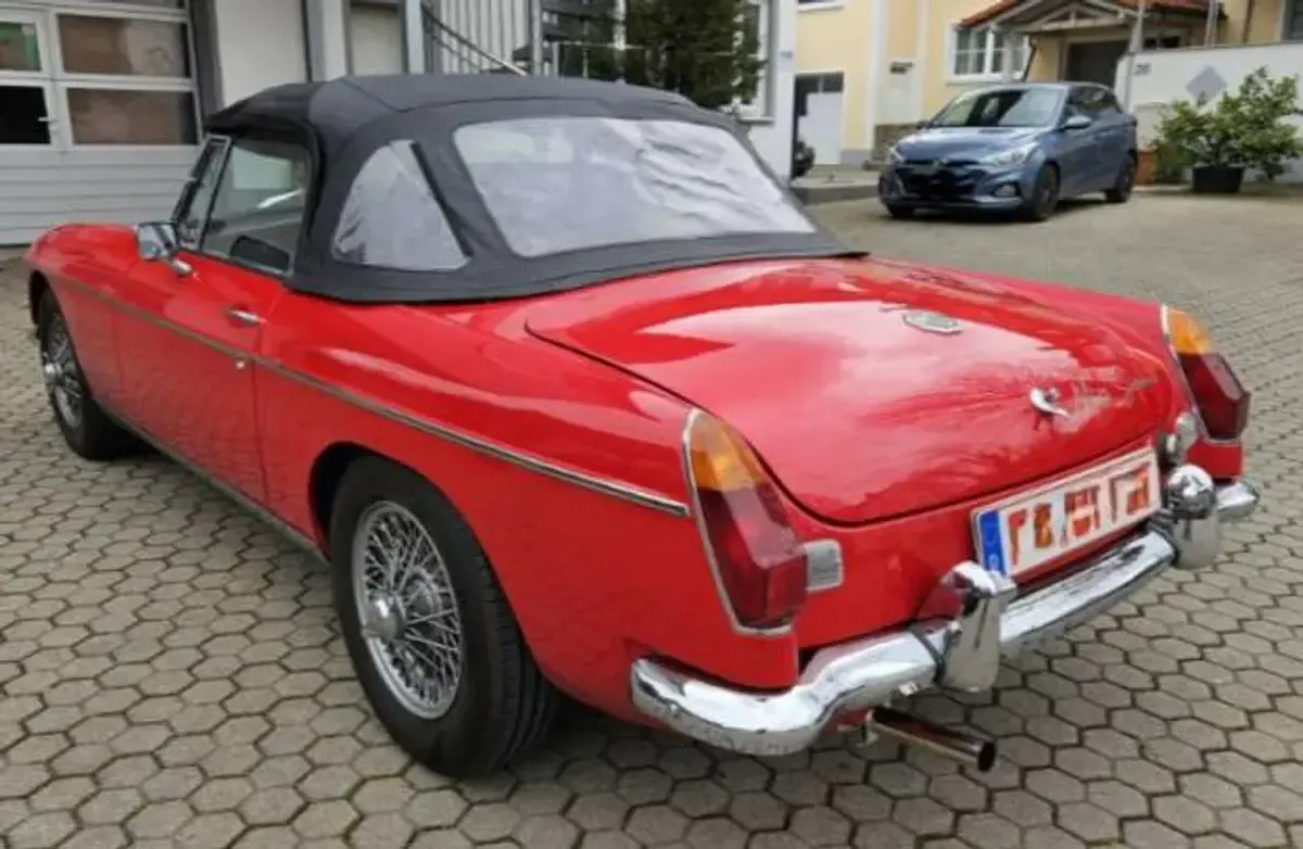 Gebraucht MG B 95 PS (69 kW) 1972 Rot Cabrio