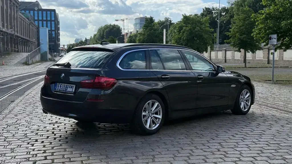 Gebraucht BMW 530 258 PS (189 kW) 2014 Schwarz Kombi