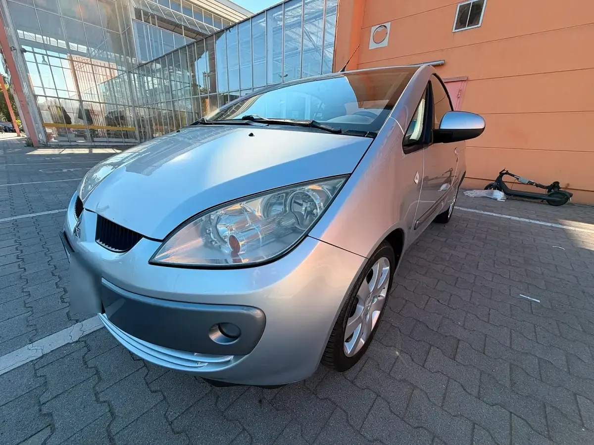Gebraucht Mitsubishi Colt 109 PS (80 kW) 2009 Grau Kleinwagen
