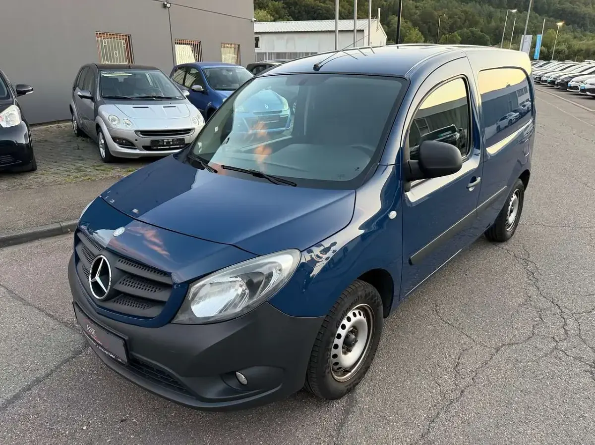 Gebraucht Mercedes Citan 108 75 PS (55 kW) 2018 Tintenblau Van / Kleinbus