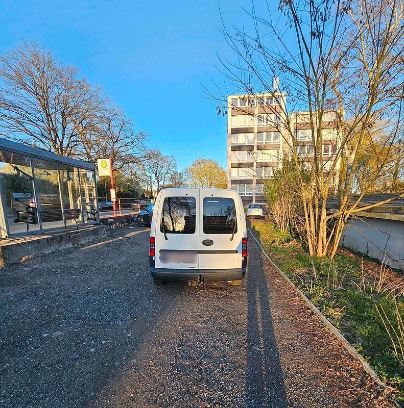 Second-hand Opel Combo 75 CP (55 kW) 2010 Alb Monovolum