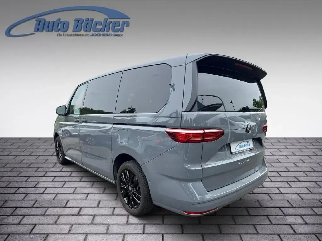 Używany VW Multivan Life 204 KM (150 kW) 2024 Minivan