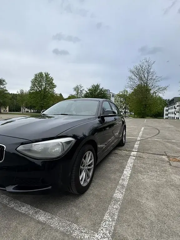 Gebraucht BMW 116 136 PS (100 kW) 2012 Schwarz Kleinwagen